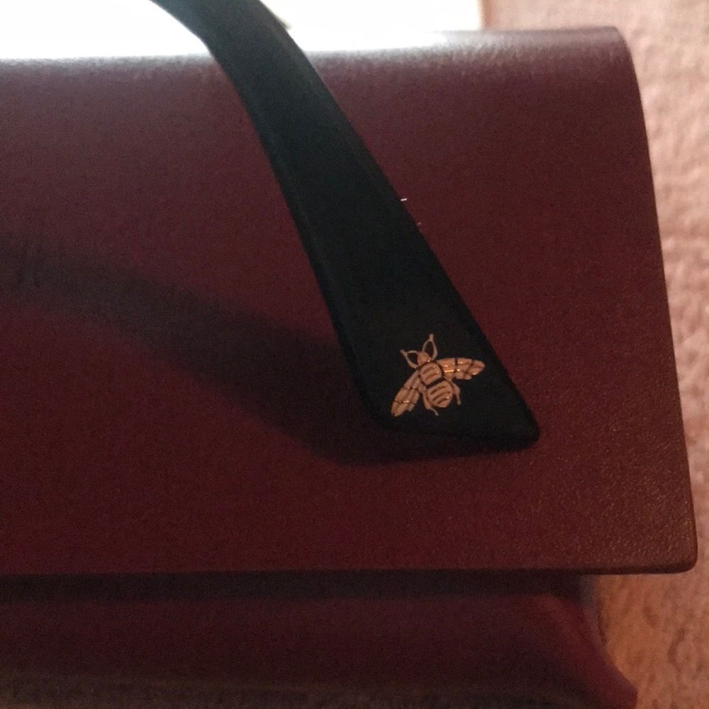 NEW Gucci Black Cat Eye Sunglasses, comes with Gucci shipping bag - Picture 7 of 13